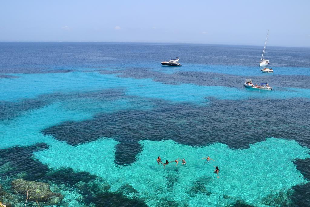 Hotel Il Portico Favignana Exteriér fotografie