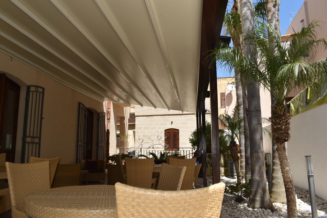 Hotel Il Portico Favignana Exteriér fotografie